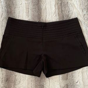 ANGL Black Shorts Size L